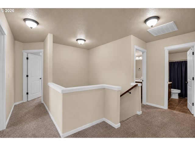 1305 Ne COOPER Ln, Estacada, OR 97023