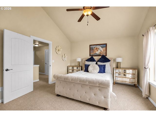 1305 Ne COOPER Ln, Estacada, OR 97023