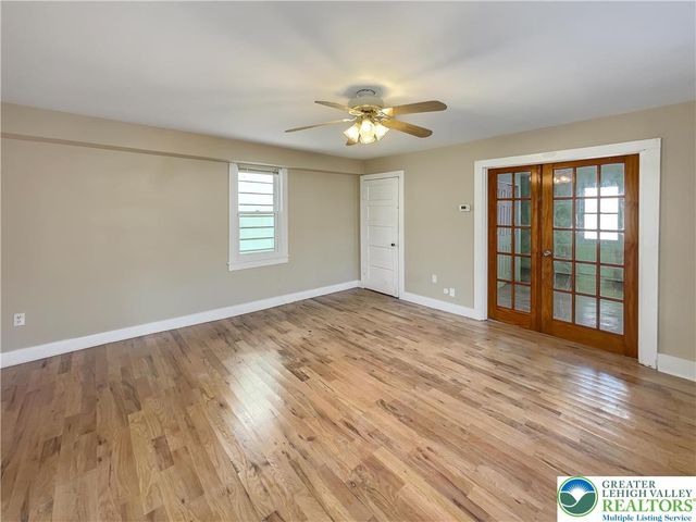 29 Hess Avenue, Hellertown Boro, PA 18055