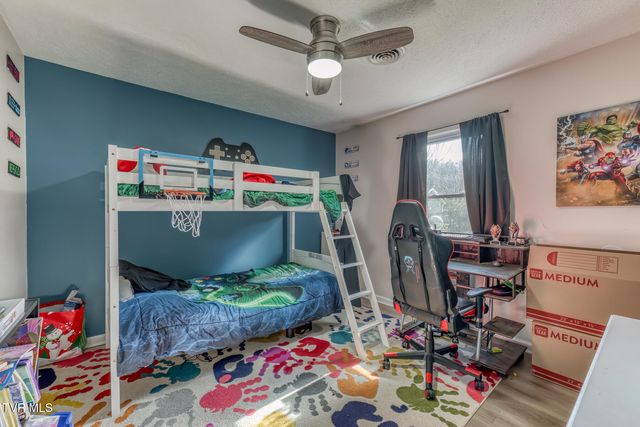 1209 Idlewylde Circle, Johnson City, TN 37601