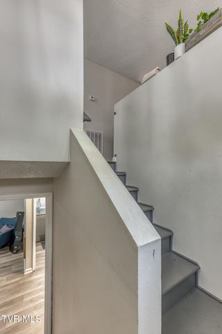 1209 Idlewylde Circle, Johnson City, TN 37601