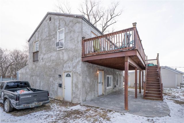 8242-8244 Navarre Road SW, Massillon, OH 44646