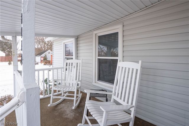 8242-8244 Navarre Road SW, Massillon, OH 44646