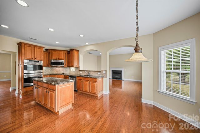 8734 Savannah Road 137, Harrisburg, NC 28075