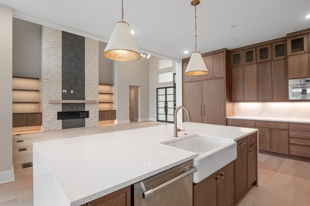 1764 Dean Rd, Thompsons Station, TN 37179