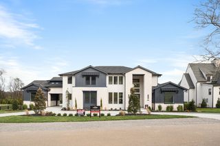 1764 Dean Rd, Thompsons Station, TN 37179