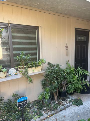 6649 Bunker Hill Ct, San Jose, CA 95120