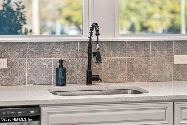 2843 OAK Street, Jacksonville, FL 32205