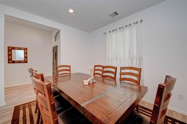 5020 Twin Summit Drive, Rosenberg, TX 77469