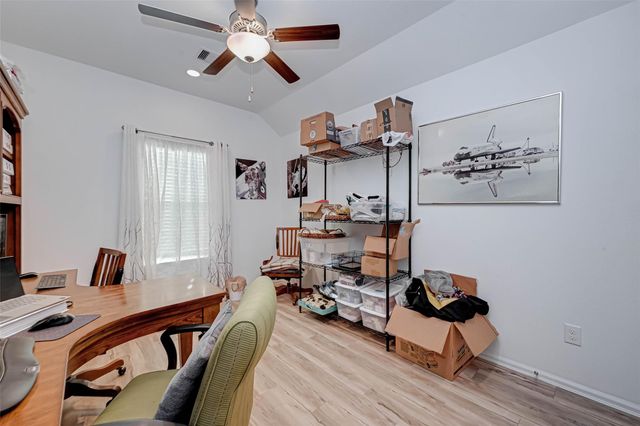 5020 Twin Summit Drive, Rosenberg, TX 77469