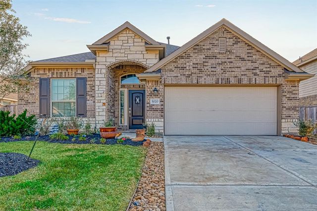 5020 Twin Summit Drive, Rosenberg, TX 77469