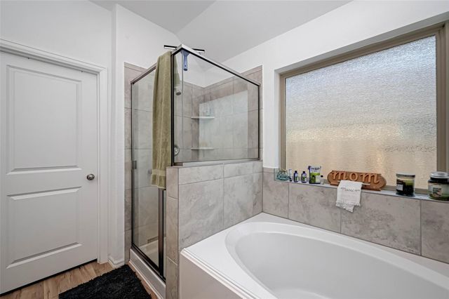 5020 Twin Summit Drive, Rosenberg, TX 77469