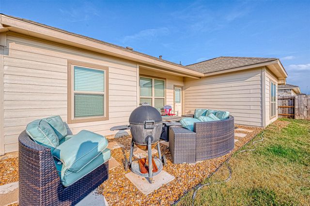 5020 Twin Summit Drive, Rosenberg, TX 77469