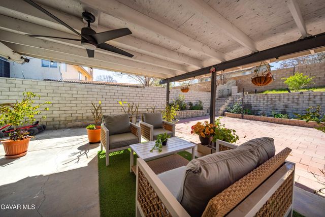 1418 Springline Drive, Palmdale, CA 93550