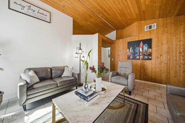 1418 Springline Drive, Palmdale, CA 93550