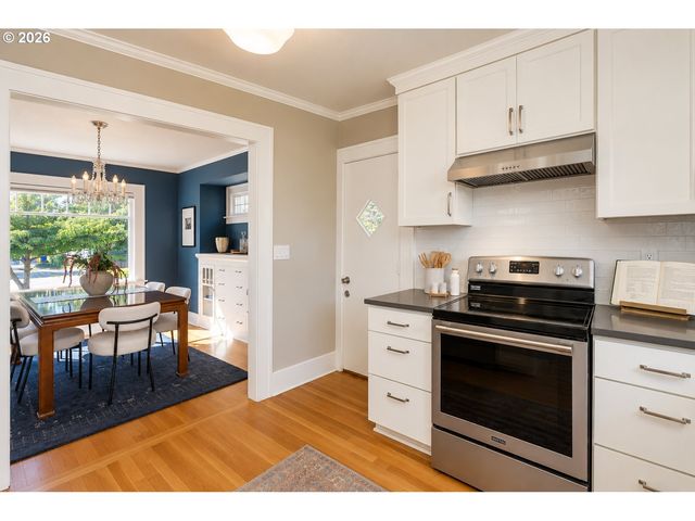 3342 Ne 13TH Ave, Portland, OR 97212