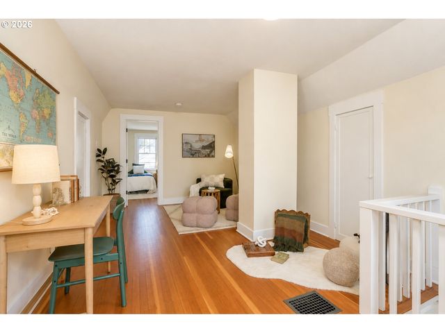3342 Ne 13TH Ave, Portland, OR 97212