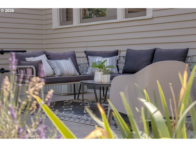 3342 Ne 13TH Ave, Portland, OR 97212
