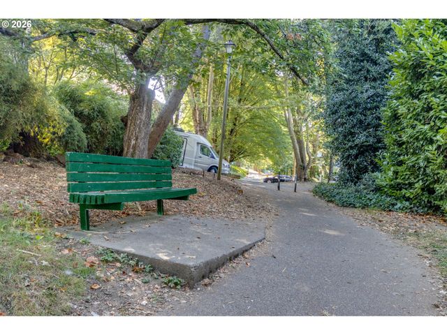 3342 Ne 13TH Ave, Portland, OR 97212