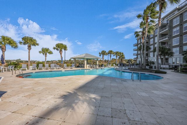 361 Cooper River Drive, Mount Pleasant, SC 29464