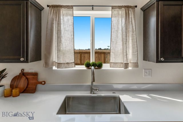 715 Spaniel Lane, Belgrade, MT 59714