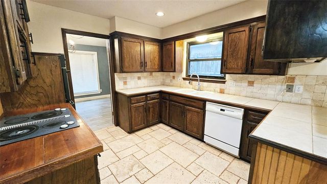 5301 NW 115th Street, Oklahoma City, OK 73162