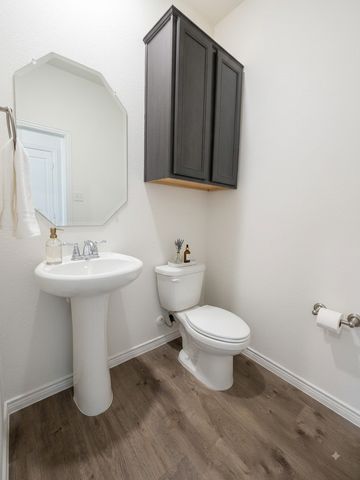 2450 Siskiyou Street, Lewisville, TX 75056