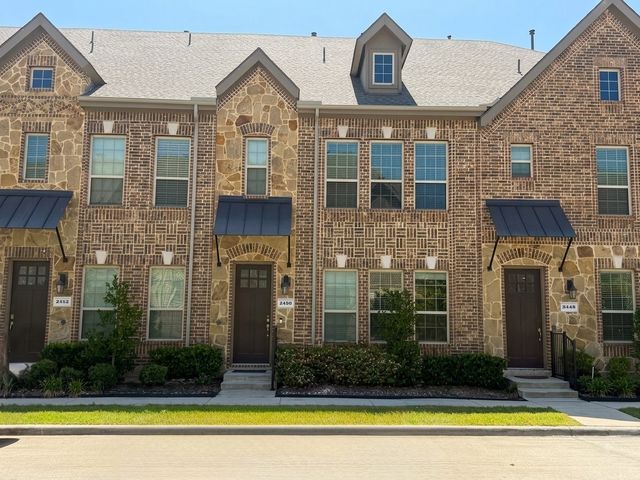 2450 Siskiyou Street, Lewisville, TX 75056