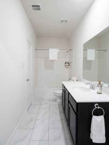 2450 Siskiyou Street, Lewisville, TX 75056