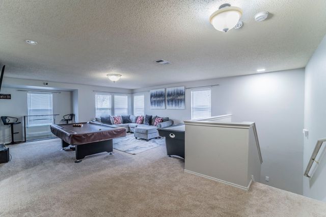 105 Forest Park Lane, Red Oak, TX 75154