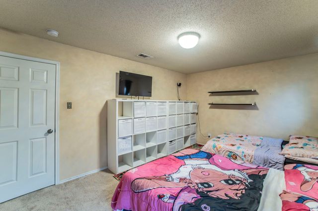 105 Forest Park Lane, Red Oak, TX 75154