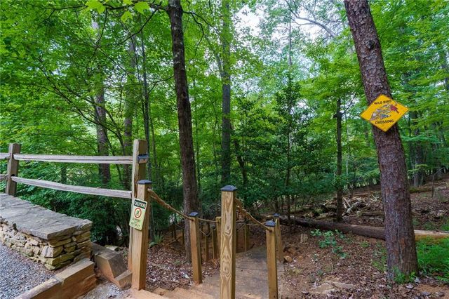 405 Donna Lee Lane, Mineral Bluff, GA 30559