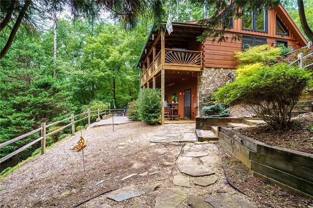 405 Donna Lee Lane, Mineral Bluff, GA 30559