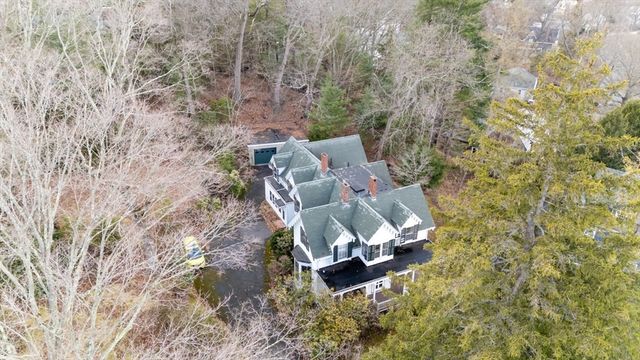 140 Pleasant St, Newton, MA 02459