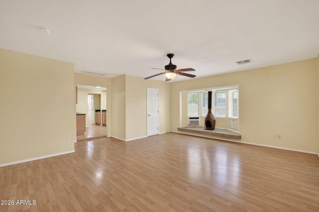 1116 E CINNABAR Avenue, Phoenix, AZ 85020