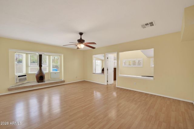 1116 E CINNABAR Avenue, Phoenix, AZ 85020