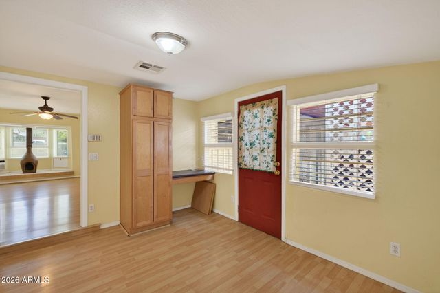 1116 E CINNABAR Avenue, Phoenix, AZ 85020