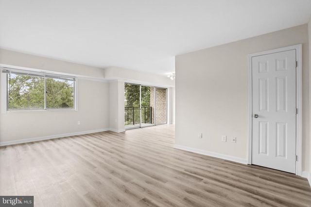 12701 LOTTE DR #203, Woodbridge, VA 22192