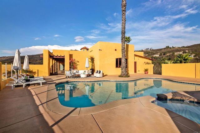 3696 Alta Loma Drive, Jamul, CA 91935