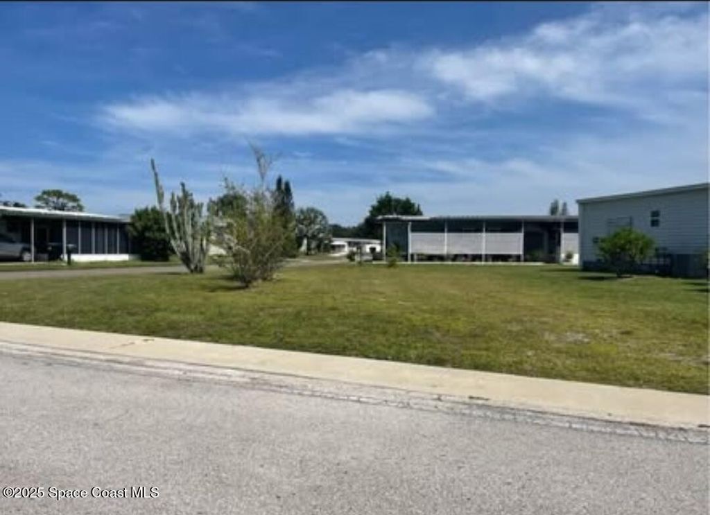 441 Holiday Park Boulevard NE, Palm Bay, FL 32907