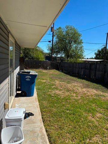 9684 Dale Glade Drive, Dallas, TX 75217