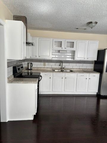 9684 Dale Glade Drive, Dallas, TX 75217