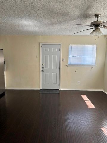 9684 Dale Glade Drive, Dallas, TX 75217