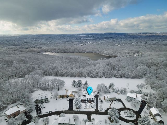 82 Lester Ln, Weymouth, MA 02188