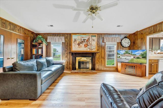 7029 Autumn Wood LN, Roanoke, VA 24019