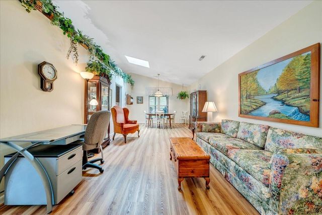 7029 Autumn Wood LN, Roanoke, VA 24019