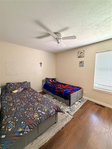 800 NE 17th Court, Moore, OK 73160