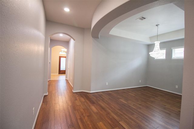 225 Forest Heights Lane, Montgomery, TX 77316