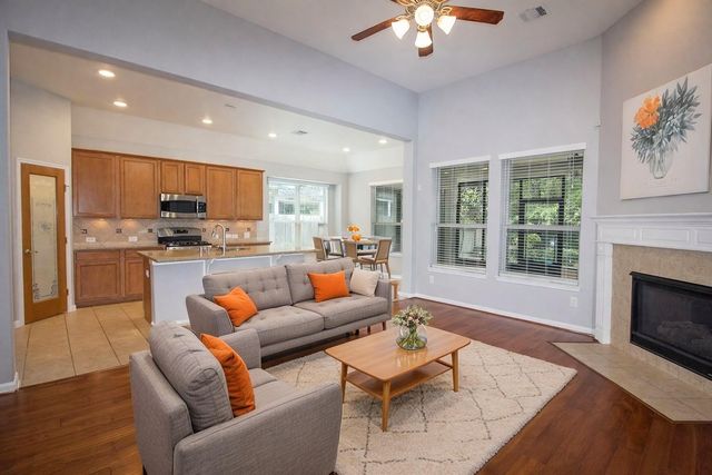 225 Forest Heights Lane, Montgomery, TX 77316