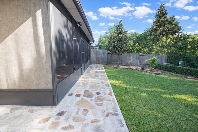 225 Forest Heights Lane, Montgomery, TX 77316